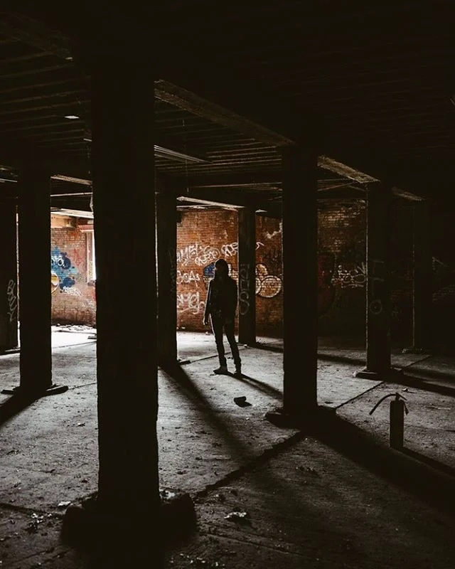 Condominium
_
P: @sleepingplanes